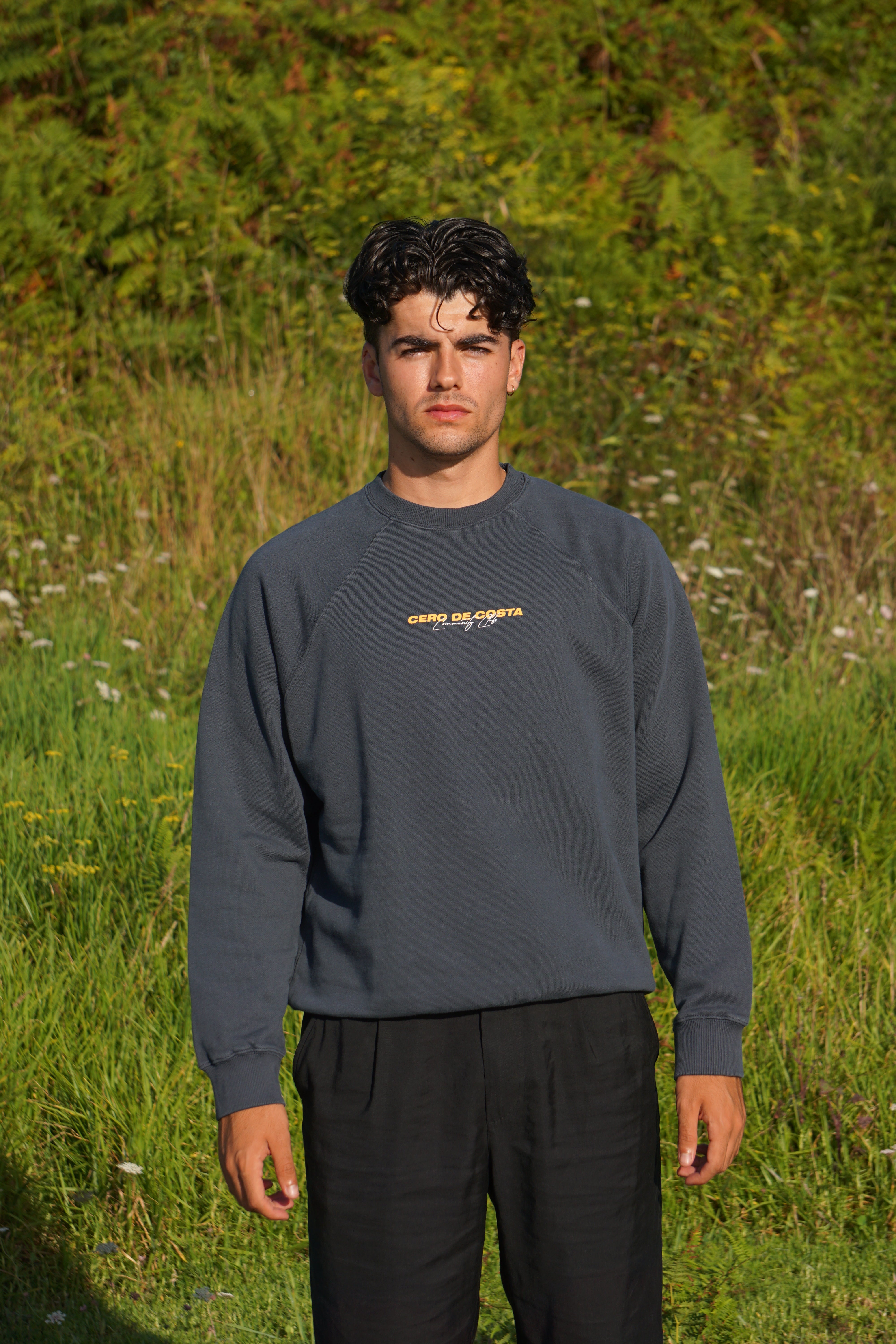 SUDADERA ANTRACITA/BLANCO NARANJA DESGASTADO "CERO DE COSTA" PLAYAS SURF